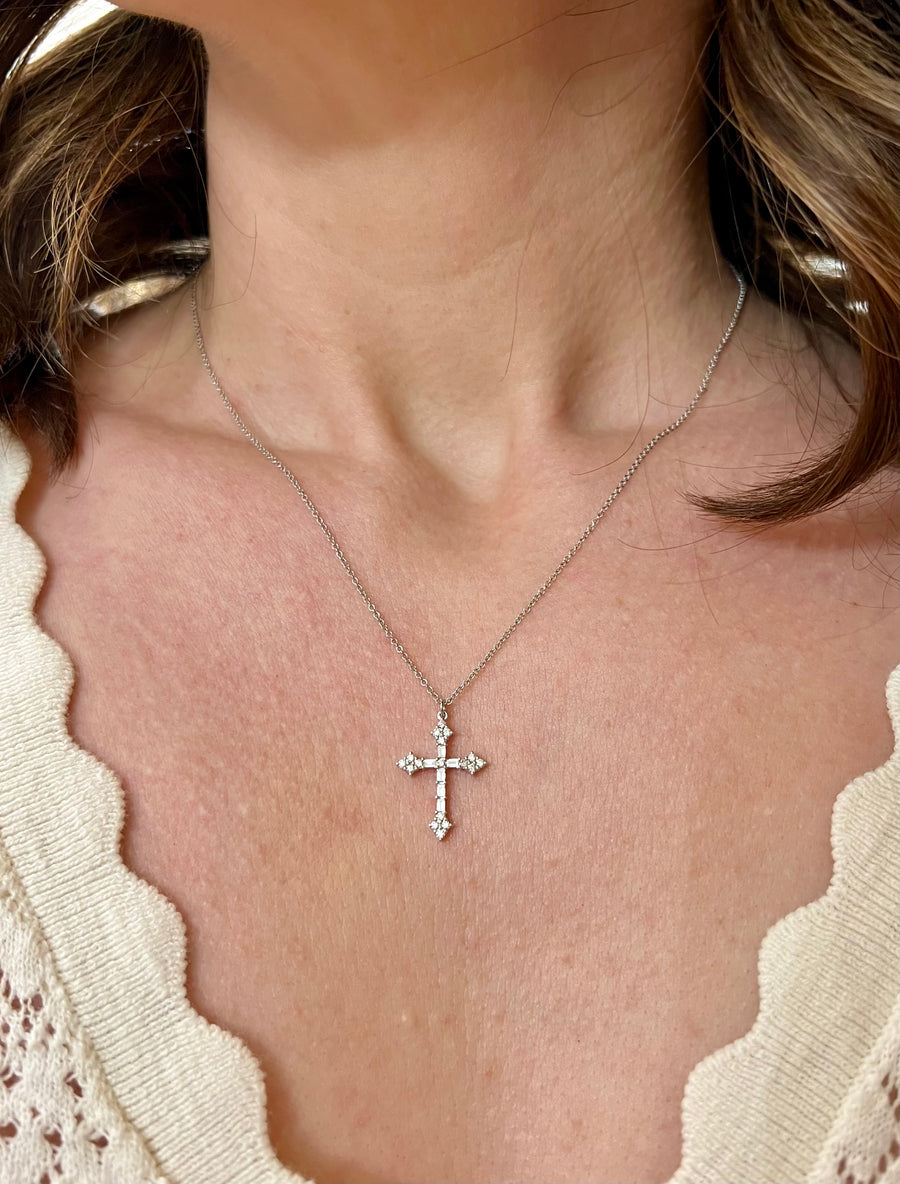 Diamond Cross Aiguisé Necklace